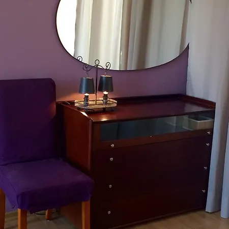 Bed & Breakfast H B&B *
