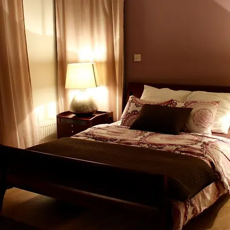 H B&B Nicosia